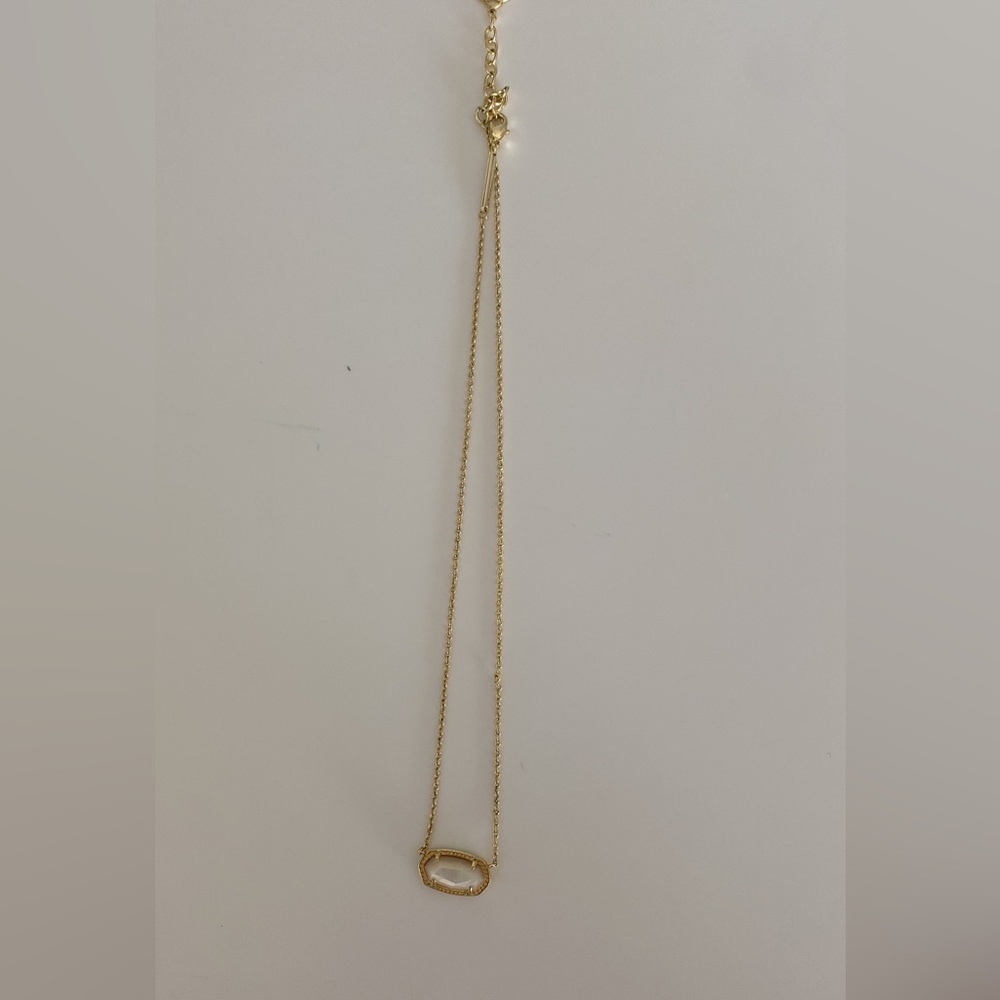 EUC gold and pearl Kendra Scott necklace